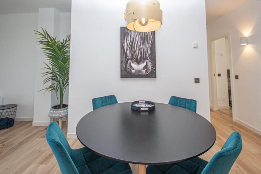 Wonderful 2 Bed Apartment With Stunning Sea Views Sitio de Calahonda 외부 사진
