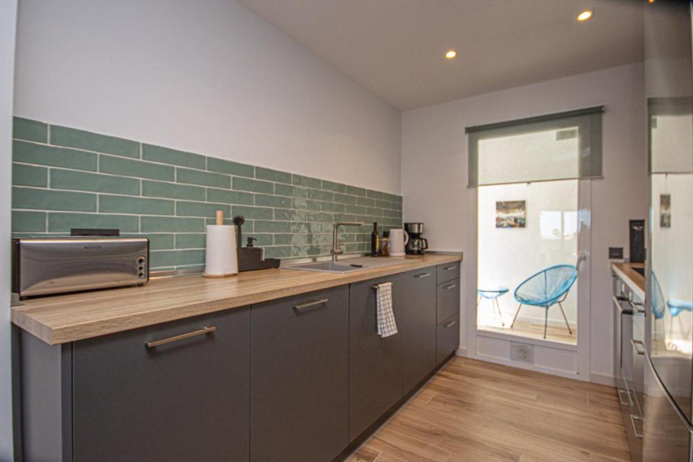 Wonderful 2 Bed Apartment With Stunning Sea Views Sitio de Calahonda 외부 사진