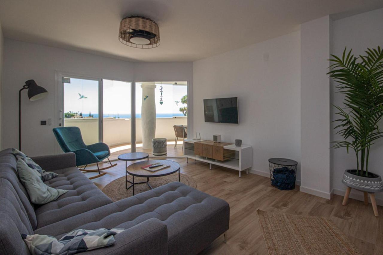 Wonderful 2 Bed Apartment With Stunning Sea Views Sitio de Calahonda 외부 사진